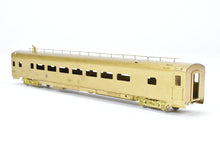 Load image into Gallery viewer, HO Brass S. Soho & Co. GN - Great Northern Empire Builder #1209 Coach