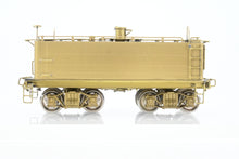 Load image into Gallery viewer, HO Brass Oriental Limited GN - Great Northern Water Car Also Used As Aux Tender