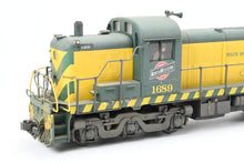 Load image into Gallery viewer, O Scale Weaver Ultra Line C&NW - Chicago & North Western Alco RSD4/5 Factory Painted No. 1689 w/Moderate Weathering