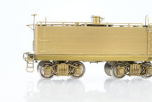 Load image into Gallery viewer, HO Brass Oriental Limited GN - Great Northern Water Car Also Used As Aux Tender