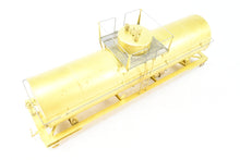 Load image into Gallery viewer, O Brass PSC - Precision Scale Co. Various Roads 10,000 Gallon ACF Tank Car