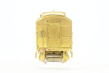 Load image into Gallery viewer, HO Brass Oriental Limited GN - Great Northern HW 60 Foot RPO #25-36