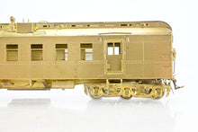 Load image into Gallery viewer, HO Brass Oriental Limited GN - Great Northern HW 60 Foot RPO #25-36
