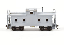 Load image into Gallery viewer, HO Brass Hallmark Models GM&O - Gulf Mobile & Ohio Wood Sheathed Caboose PARTIAL PAINT