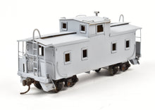 Load image into Gallery viewer, HO Brass Hallmark Models GM&O - Gulf Mobile & Ohio Wood Sheathed Caboose PARTIAL PAINT