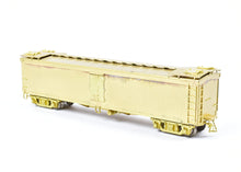 Load image into Gallery viewer, HO Brass Oriental Limited GN - Great Northern Wood Express Reefer No. 2000