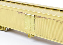 Load image into Gallery viewer, HO Brass Oriental Limited GN - Great Northern Wood Express Reefer No. 2000