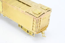 Load image into Gallery viewer, HO Brass Oriental Limited GN - Great Northern Wood Express Reefer No. 2090