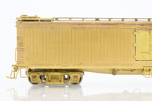Load image into Gallery viewer, HO Brass Oriental Limited GN - Great Northern Wood Express Reefer No. 2090