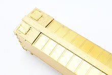 Load image into Gallery viewer, HO Brass Oriental Limited GN - Great Northern Wood Express Reefer No. 2090
