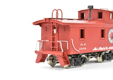 Load image into Gallery viewer, HO Brass CON NWSL - Northwest Short Line NP - Northern Pacific Wood Caboose Custom Painted