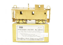 Load image into Gallery viewer, HO Brass NWSL - Northwest Short Line CON NP - Northern Pacific Wood Caboose
