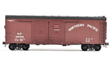 Load image into Gallery viewer, HO Brass W&R Enterprises NP - Northern Pacific 40' Round Roof Auto Box Car Paintes