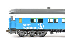 Load image into Gallery viewer, HO Brass Oriental Limited GN - Great Northern Heavyweight Coach #990-995 CP