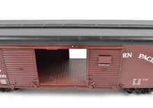 Load image into Gallery viewer, HO Brass W&R Enterprises NP - Northern Pacific 40' Round Roof Auto Box Car Paintes