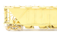Load image into Gallery viewer, O Brass PSC - Precision Scale Co. N&W - Norfolk & Western HC-1 Covered Hopper