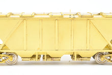 Load image into Gallery viewer, O Brass PSC - Precision Scale Co. N&W - Norfolk & Western HC-1 Covered Hopper