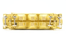 Load image into Gallery viewer, O Brass PSC - Precision Scale Co. N&W - Norfolk & Western HC-1 Covered Hopper