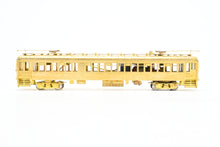 Load image into Gallery viewer, HO Brass Suydam PE - Pacific Electric Blimp 71' Coach Powered