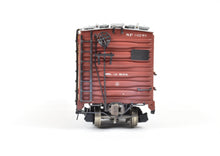 Load image into Gallery viewer, HO Brass CIL - Challenger Imports NP - Northern Pacific Steel Ice Refrigerator F/P Light Weathering