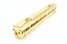 Load image into Gallery viewer, HO Brass Suydam PE - Pacific Electric Blimp 71' Coach Powered