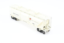 Load image into Gallery viewer, O Brass OMI - Overland Models, Inc. Various Roads NAHX - NAAS Foods, Inc. North American Hopper (PD 3000-3) Factory Painted No. 94657