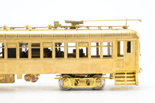 Load image into Gallery viewer, HO Brass Suydam PE - Pacific Electric Blimp 71' Coach Powered