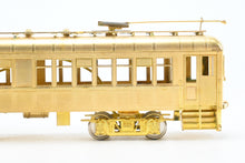 Load image into Gallery viewer, HO Brass Suydam PE - Pacific Electric Blimp 71' Coach Powered