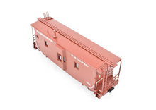 Load image into Gallery viewer, HO Brass CON OMI - Overland Models, Inc. NP - Northern Pacific Wood Bay Window Caboose FP No. 1532