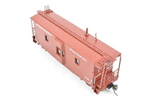 Load image into Gallery viewer, HO Brass CON OMI - Overland Models, Inc. NP - Northern Pacific Wood Bay Window Caboose FP No. 1532