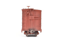Load image into Gallery viewer, HO Brass W&R Enterprises NP - Northern Pacific Truss Rod Box Car Painted No. 3931 Weathered AS-IS