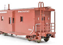 Load image into Gallery viewer, HO Brass CON OMI - Overland Models, Inc. NP - Northern Pacific Wood Bay Window Caboose FP No. 1532