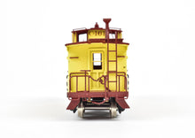 Load image into Gallery viewer, HO Brass PFM - SKI DM&IR - Duluth Missabe & Iron Range Wood Caboose FP #C-161