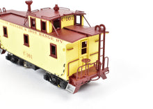 Load image into Gallery viewer, HO Brass PFM - SKI DM&IR - Duluth Missabe & Iron Range Wood Caboose FP #C-161