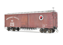 Load image into Gallery viewer, O Scale Wood Mullet River Model Works Kit 403220 NP - Northern Pacific 40' Truss Rod Boxcar Pro-Built and Painted NOB