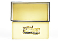 Load image into Gallery viewer, HO Brass PFM - SKI DM&IR - Duluth Missabe & Iron Range Wood Caboose FP #C-161