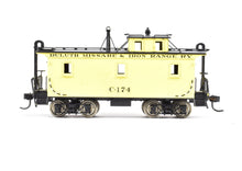 Load image into Gallery viewer, HO Brass PFM - SKI DM&IR - Duluth Missabe & Iron Range Wood Caboose FP #C-174