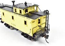 Load image into Gallery viewer, HO Brass PFM - SKI DM&IR - Duluth Missabe & Iron Range Wood Caboose FP #C-174