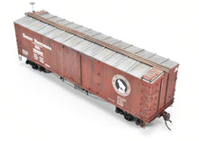 Load image into Gallery viewer, O Scale Wood Mullet River Model Works Kit 403221 GN - Great Northern 40' Truss Rod Boxcar Pro-Built and Painted NOB
