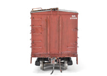 Load image into Gallery viewer, O Scale Wood Mullet River Model Works Kit 403221 GN - Great Northern 40' Truss Rod Boxcar Pro-Built and Painted NOB