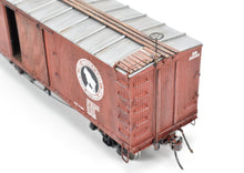 Load image into Gallery viewer, O Scale Wood Mullet River Model Works Kit 403221 GN - Great Northern 40' Truss Rod Boxcar Pro-Built and Painted NOB