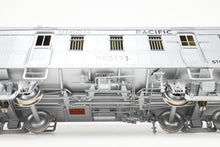 Load image into Gallery viewer, O Brass PSC - Precision Scale Co. UP - Union Pacific Harriman CS Full 40' RPO Class 40-P-1 Pro-Painted UPMW 903175