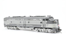 Load image into Gallery viewer, HO Brass OMI - Overland Models, Inc. NYC - New York Central EMD E8A Pro-Painted No. 4082 W/Light Weathering