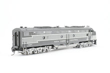 Load image into Gallery viewer, HO Brass OMI - Overland Models, Inc. NYC - New York Central EMD E8A Pro-Painted No. 4082 W/Light Weathering