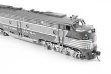 Load image into Gallery viewer, HO Brass OMI - Overland Models, Inc. NYC - New York Central EMD E8A Pro-Painted No. 4082 W/Light Weathering