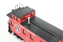 Load image into Gallery viewer, HO Brass CIL - Challenger Imports GN - Great Northern 25' Wood Caboose Later Version FP X683