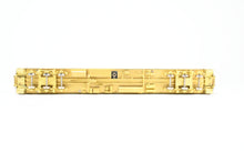 Load image into Gallery viewer, HO Brass Oriental Limited CB&Q - Burlington Route Modernized Coach Nos. 4520 - 4527, A BRHS Exclusive