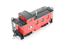 Load image into Gallery viewer, HO Brass CIL - Challenger Imports GN - Great Northern 25' Wood Caboose Early Version FP X580