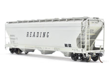 Load image into Gallery viewer, HO Brass OMI - Overland Models, Inc. RDG - Reading ACF 3-Bay Centerflow 4650 Covered Hopper w/ 3 Long Hatches CP No. 79923