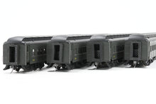Load image into Gallery viewer, O Sunset Models Golden Gate Depot UP - Union Pacific “Challenger” 80’ Passenger Car Set Factory Painted